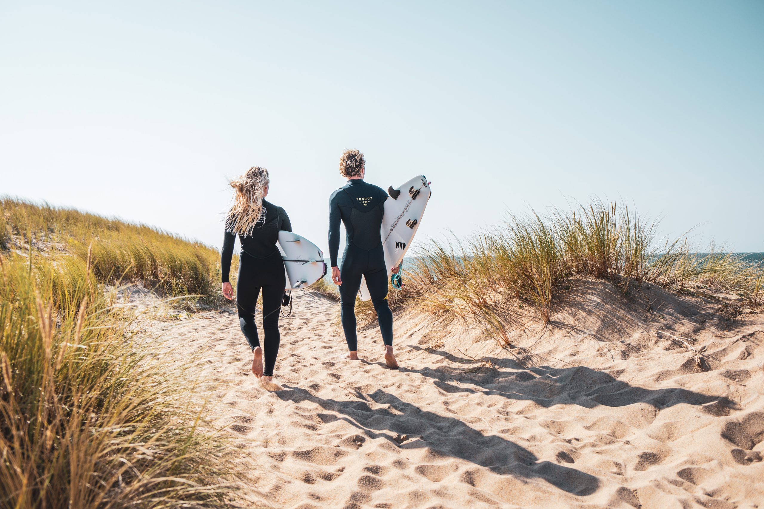 Surfausrüstung Verkäufe 2024 -Surfausrüstung Verkäufe 2024 SOORUZ OYSTERPRENE ELISA CAZENAVE THOMAS DEBIERRE scaled 1